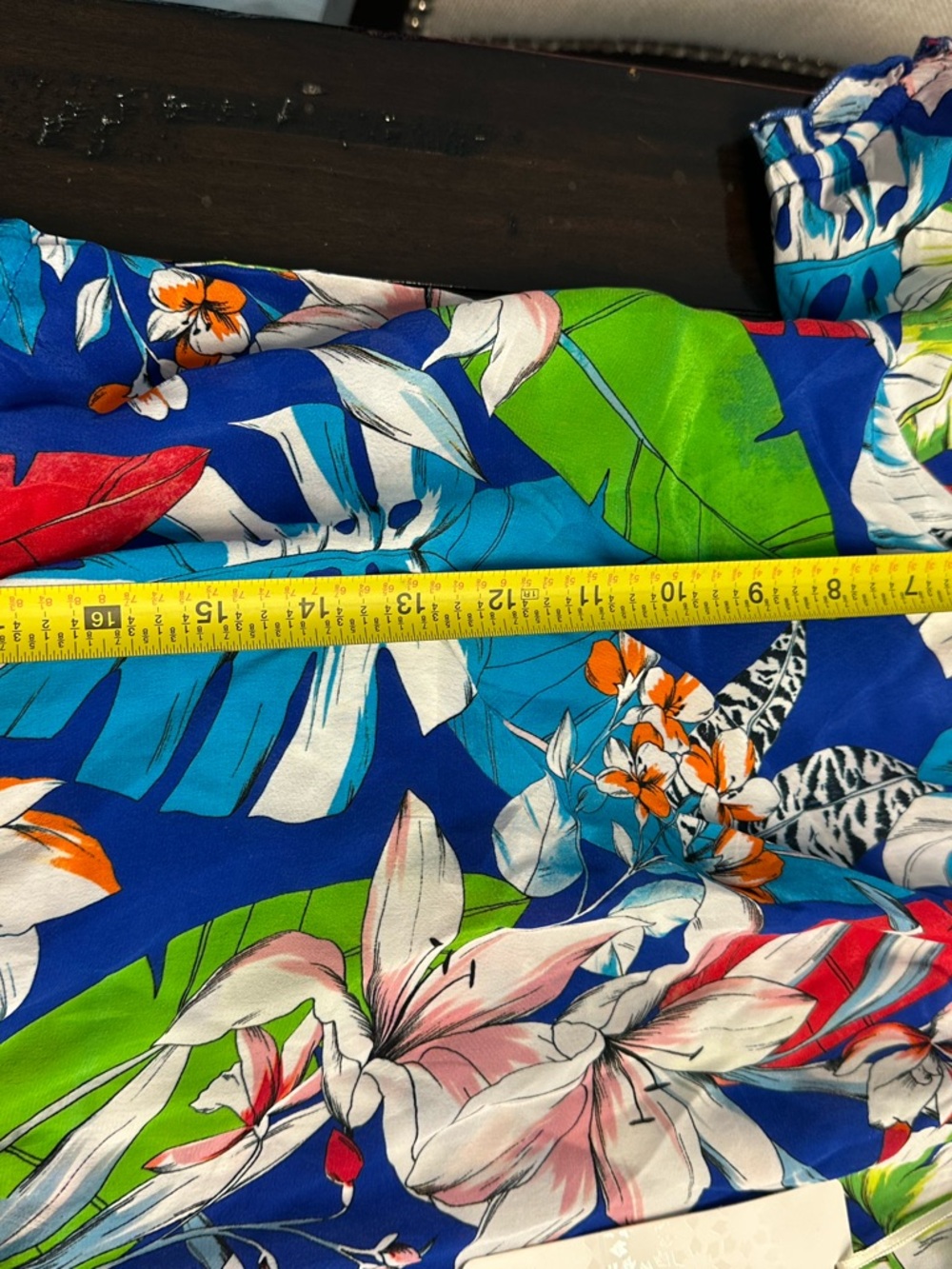 TAJ by Sabrina Crippa Floral Off-Shoulder Blouse in Blue, Green, Red, Pink - Picture 3 of 4
